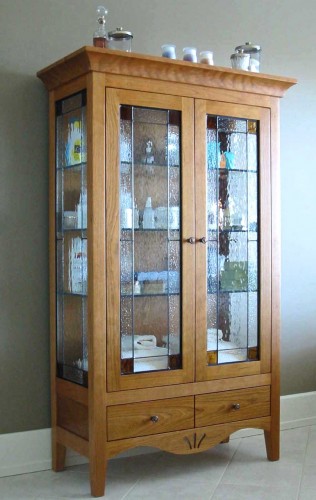 apothecary-display-cabinet